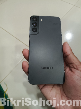 Samsung Galaxy s22 plus